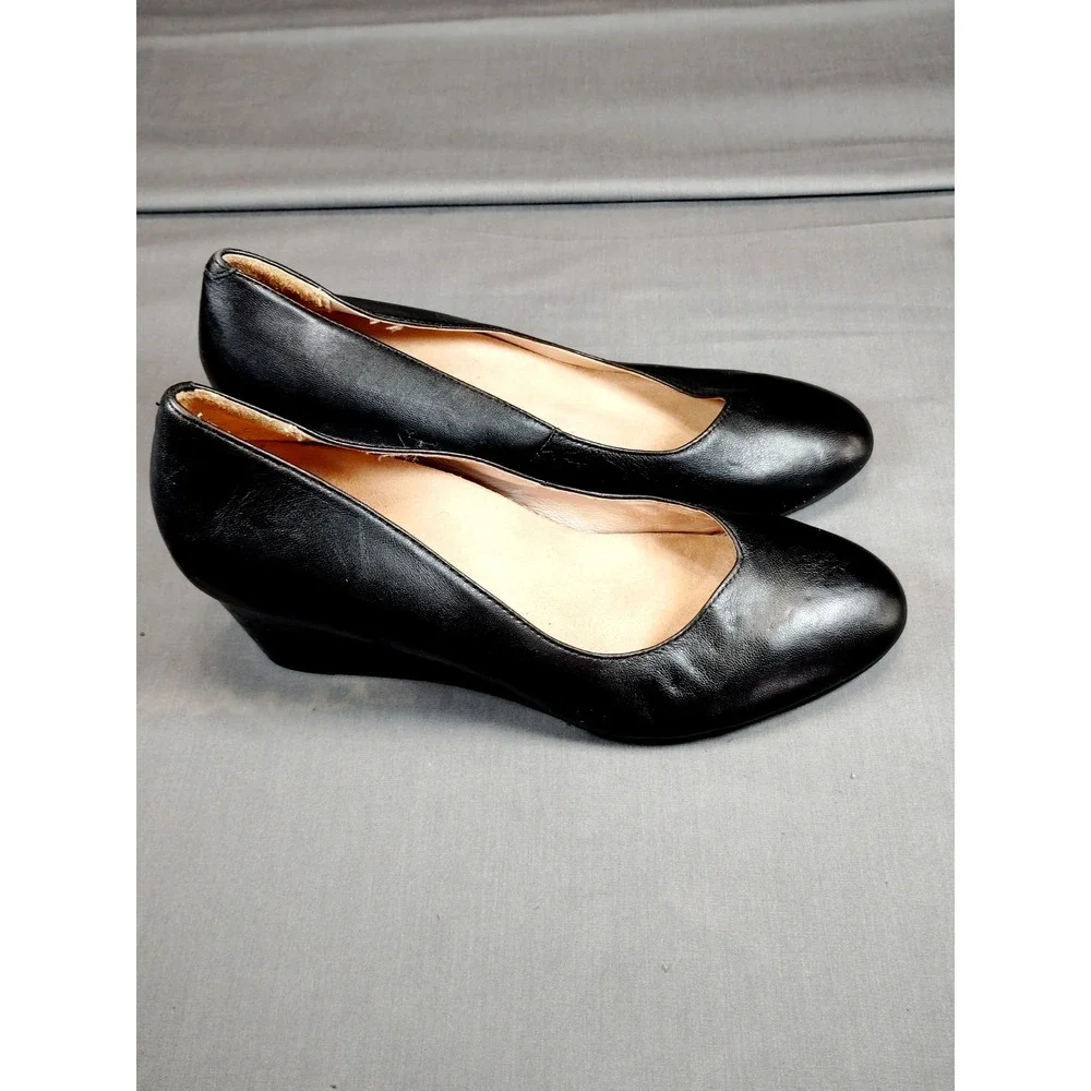 Vionic Women 10 Black Leather Wedge Pumps Orthaheel 7 Casual Goth Comfort Shoes*